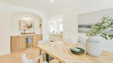 Dining - 2399 Ivy Rd, Oceanside, CA 92054 photo 8 of 8