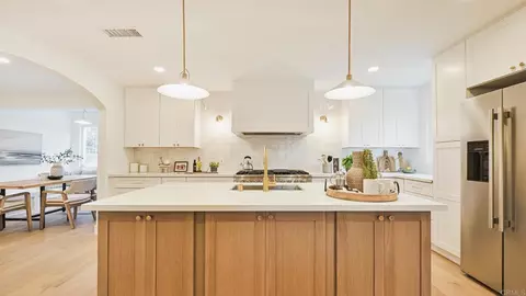 Kitchen - 2399 Ivy Rd, Oceanside, CA 92054 photo 2 of 7