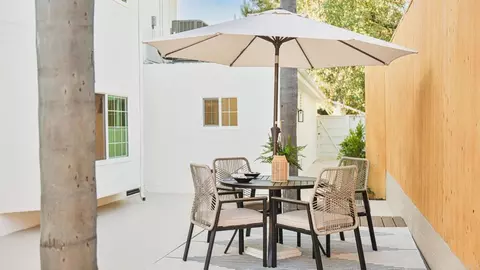 Exterior - 2399 Ivy Rd, Oceanside, CA 92054 photo 14 of 15