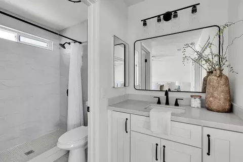 Bath - 231 Argus Way, Oceanside, CA 92057 photo 3 of 4