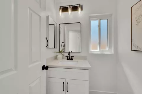 Bath - 231 Argus Way, Oceanside, CA 92057 photo 1 of 4