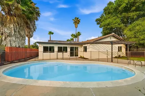 Exterior - 623 Kimball St, Escondido, CA 92027 photo 6 of 7