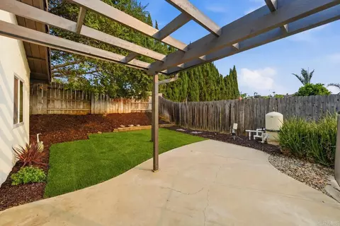 Exterior - 623 Kimball St, Escondido, CA 92027 photo 4 of 7