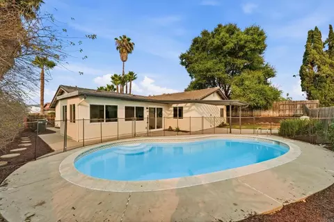 Exterior - 623 Kimball St, Escondido, CA 92027 photo 5 of 7