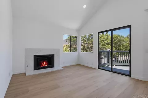 Living - 2921 Alwood Ct, Spring Valley, CA 91978 photo 4 of 9