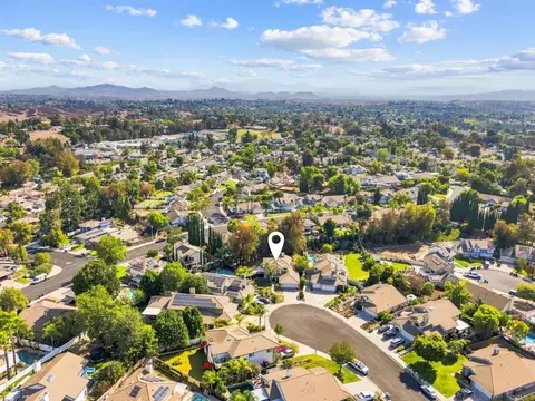 View/Area - 30371 Tradewater Ct, Temecula, CA 92591 photo 4 of 6
