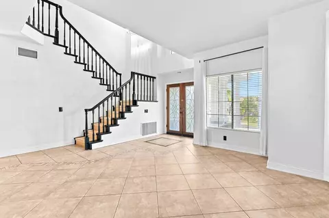 Entry Way - 30371 Tradewater Ct, Temecula, CA 92591 photo 2 of 4
