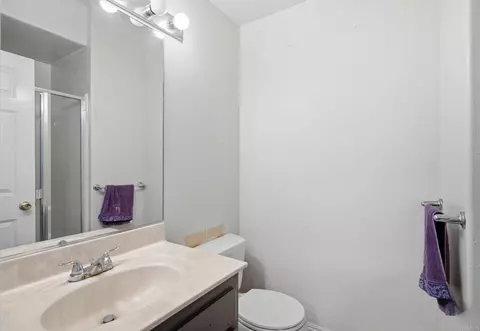 Bath - 1737 Foxfire Ct, Escondido, CA 92026 photo 1 of 4