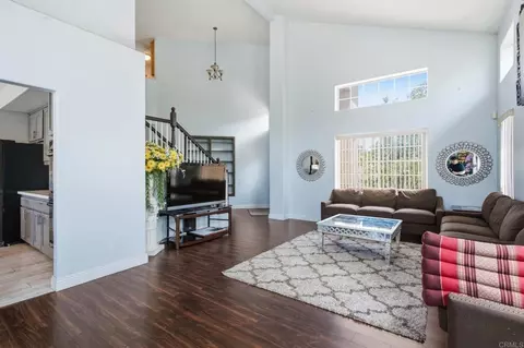 Living - 1737 Foxfire Ct, Escondido, CA 92026 photo 1 of 4