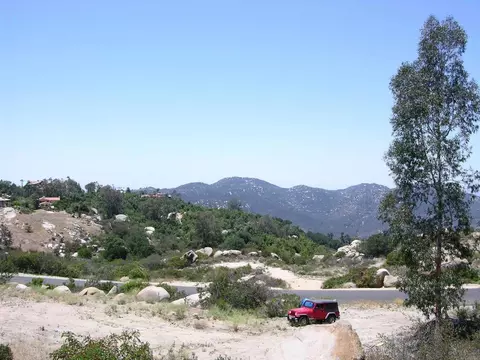 Welcome View, Escondido, CA 92026 photo 7