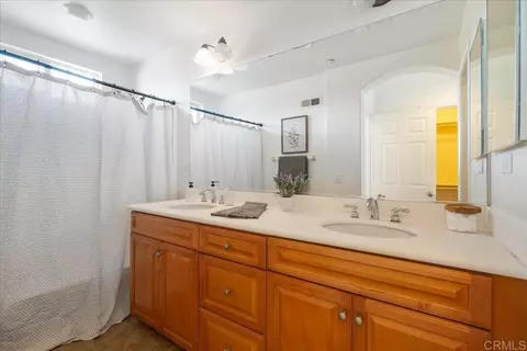 Bath - 4089 Karst Rd, Carlsbad, CA 92010 photo 2 of 2