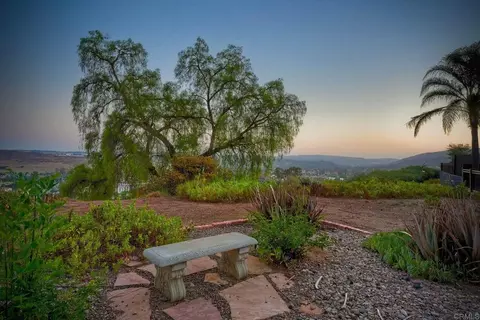Exterior - 12963 Cree Ct, Poway, CA 92064 photo 6 of 15