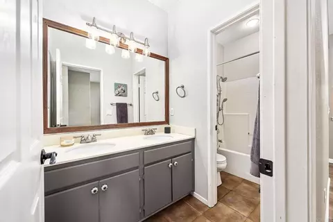 Bath - 23560 Green Gln, Ramona, CA 92065 photo 2 of 2
