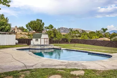 Exterior - 23560 Green Gln, Ramona, CA 92065 photo 19 of 28