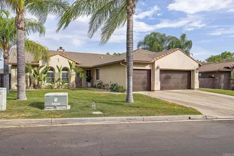 Exterior - 23560 Green Gln, Ramona, CA 92065 photo 4 of 28