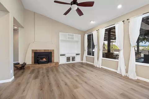 Living - 23560 Green Gln, Ramona, CA 92065 photo 3 of 6