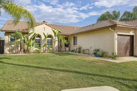 Exterior - 23560 Green Gln, Ramona, CA 92065 photo 6 of 28