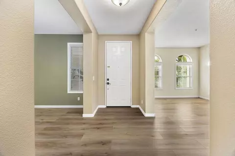 Entry Way - 23560 Green Gln, Ramona, CA 92065 photo 2 of 4