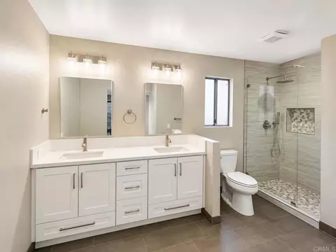 Bath - 1365 La Haina St, Ramona, CA 92065 photo 2 of 4