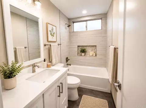 Bath - 1365 La Haina St, Ramona, CA 92065 photo 3 of 4