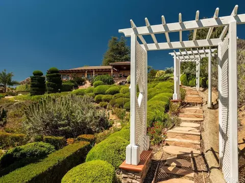 Exterior - 4241 Via El Dorado, Fallbrook, CA 92028 photo 15 of 29