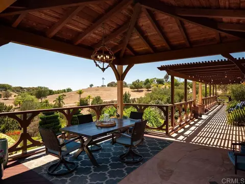 Exterior - 4241 Via El Dorado, Fallbrook, CA 92028 photo 5 of 29