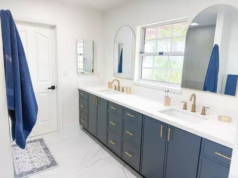 Bath - 4241 Via El Dorado, Fallbrook, CA 92028 photo 2 of 3