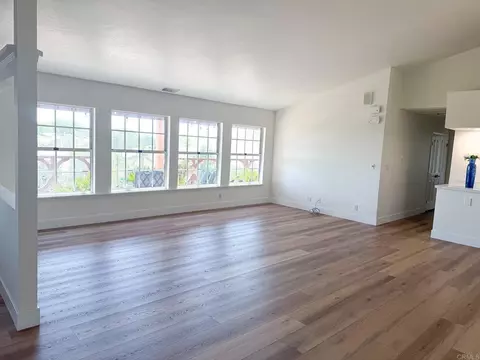 Living - 4241 Via El Dorado, Fallbrook, CA 92028 photo 3 of 5