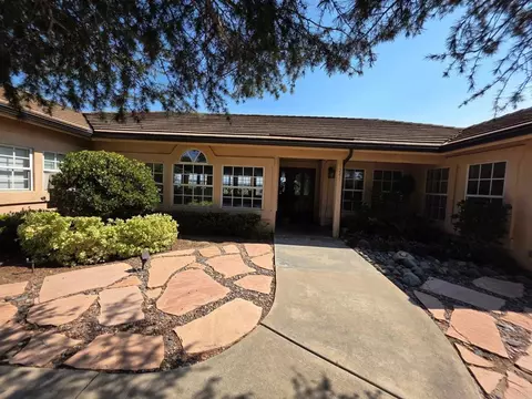Exterior - 4241 Via El Dorado, Fallbrook, CA 92028 photo 8 of 18