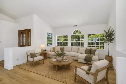 Living - 4241 Via El Dorado, Fallbrook, CA 92028 photo 4 of 5