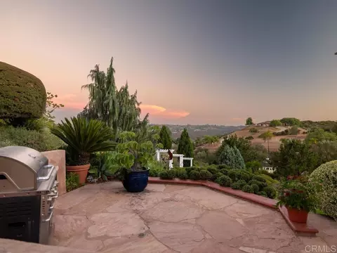 Exterior - 4241 Via El Dorado, Fallbrook, CA 92028 photo 26 of 29