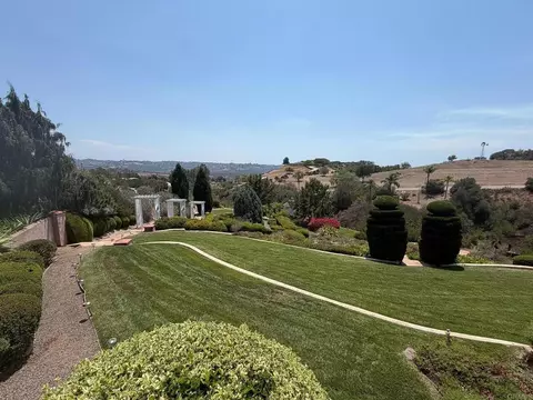 Exterior - 4241 Via El Dorado, Fallbrook, CA 92028 photo 13 of 18