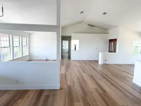 Living - 4241 Via El Dorado, Fallbrook, CA 92028 photo 4 of 5