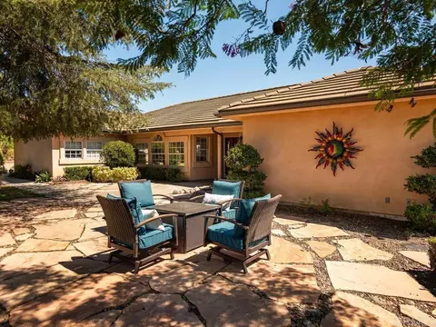 Exterior - 4241 Via El Dorado, Fallbrook, CA 92028 photo 11 of 29