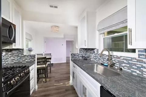 10868 Aderman Ave, San Diego, CA 92126