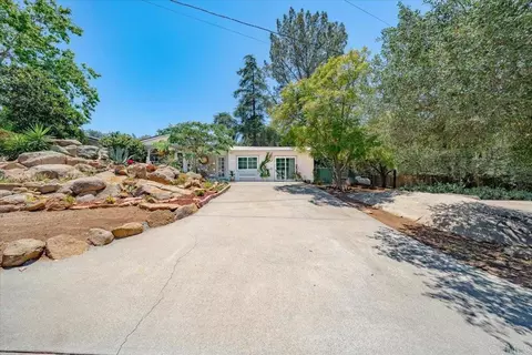 Exterior - 17255 Rockhouse Rd, Ramona, CA 92065 photo 5 of 10