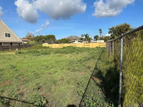 13646 Janette Ln, Poway, CA 92064 photo 2