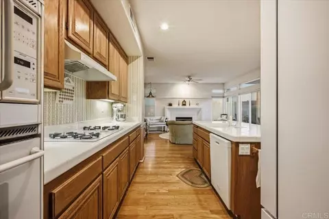 Kitchen - 45707 Corte Rodrigo, Temecula, CA 92592 photo 1 of 5