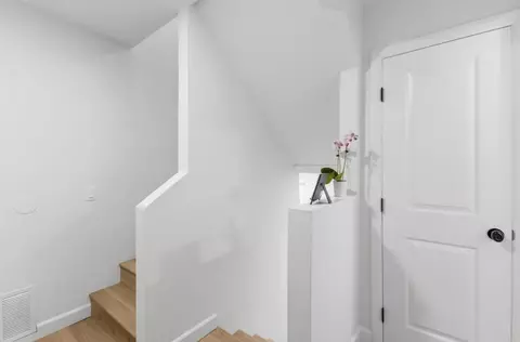 Entry Way - 968 Marlin Dr, Vista, CA 92084 photo 3 of 8