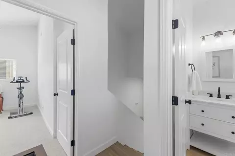 Entry Way - 968 Marlin Dr, Vista, CA 92084 photo 8 of 8