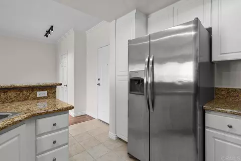Kitchen - 4155 Executive Dr #E307, La Jolla, CA 92037 photo 1 of 5