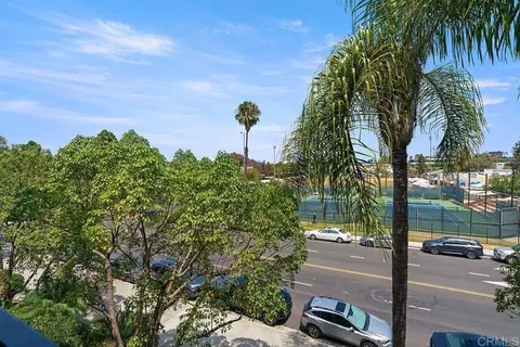 Exterior - 4155 Executive Dr #E307, La Jolla, CA 92037 photo 5 of 7