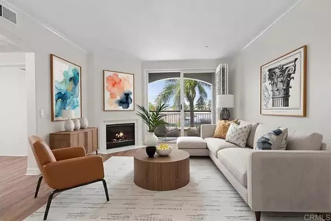 Living - 4155 Executive Dr #E307, La Jolla, CA 92037 photo 5 of 8