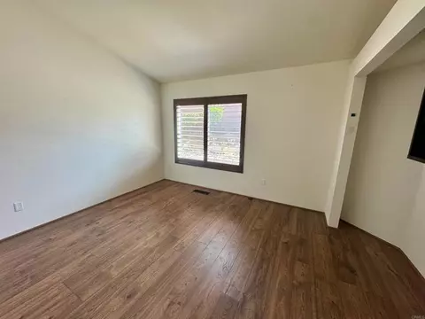 Living - 15821 Davis Cup Ln, Ramona, CA 92065 photo 3 of 5