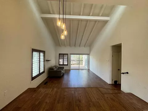 Living - 15821 Davis Cup Ln, Ramona, CA 92065 photo 2 of 5