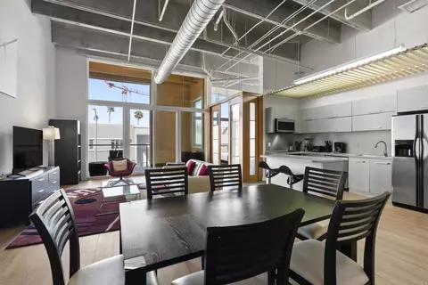 Dining - 550 Seagaze Dr #12, Oceanside, CA 92054 photo 3 of 4
