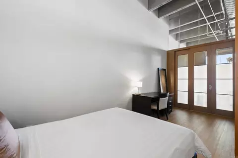 Bedroom - 550 Seagaze Dr #12, Oceanside, CA 92054 photo 2 of 5