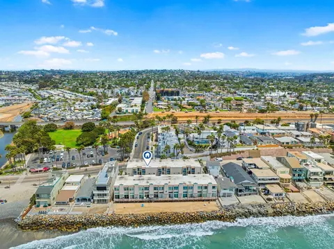 View/Area - 1601 S Pacific St #A2, Oceanside, CA 92054 photo 2 of 5