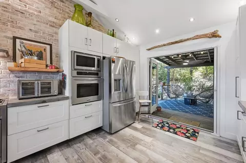 Kitchen - 1866 Santa Margarita, Fallbrook, CA 92028 photo 6 of 6