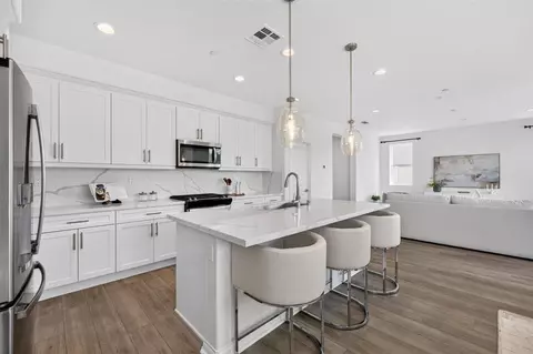 Kitchen - 10335 River Bluff Dr, Santee, CA 92071 photo 3 of 3
